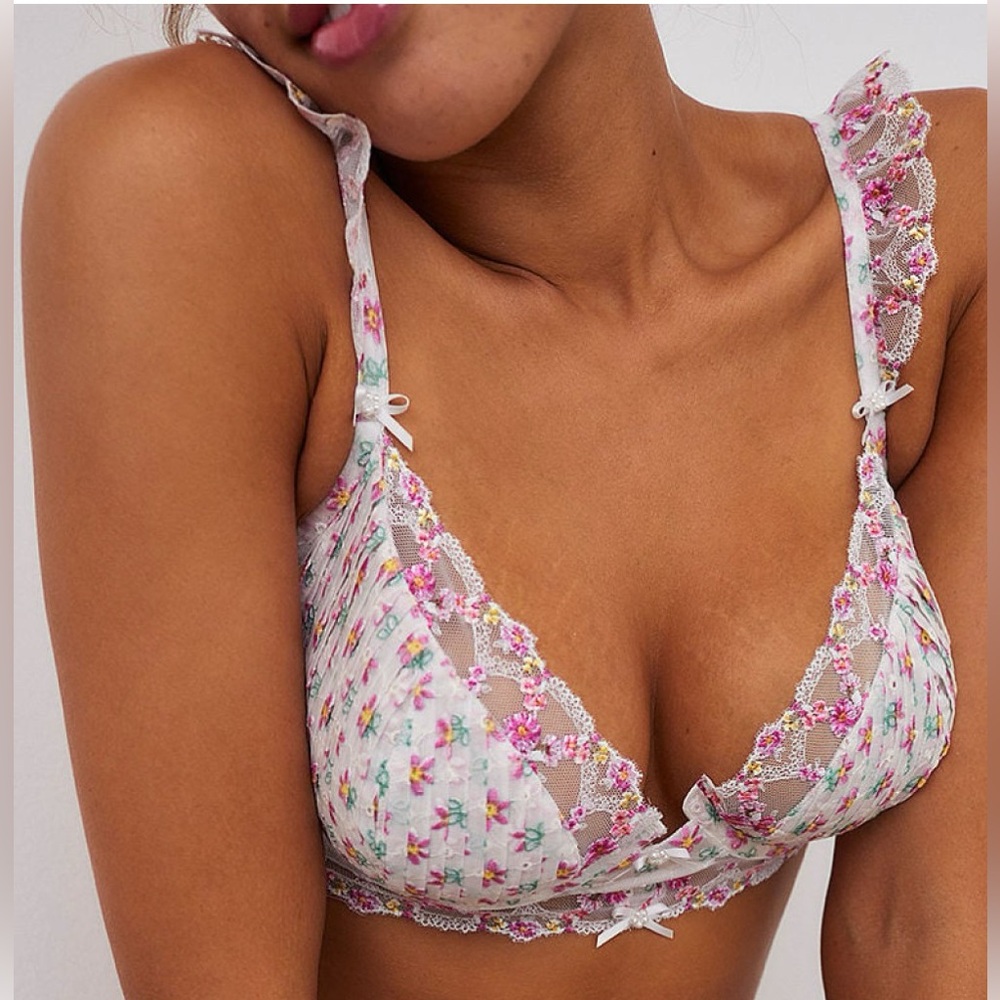 NWT for love and lemons blooms underwire bra🌼